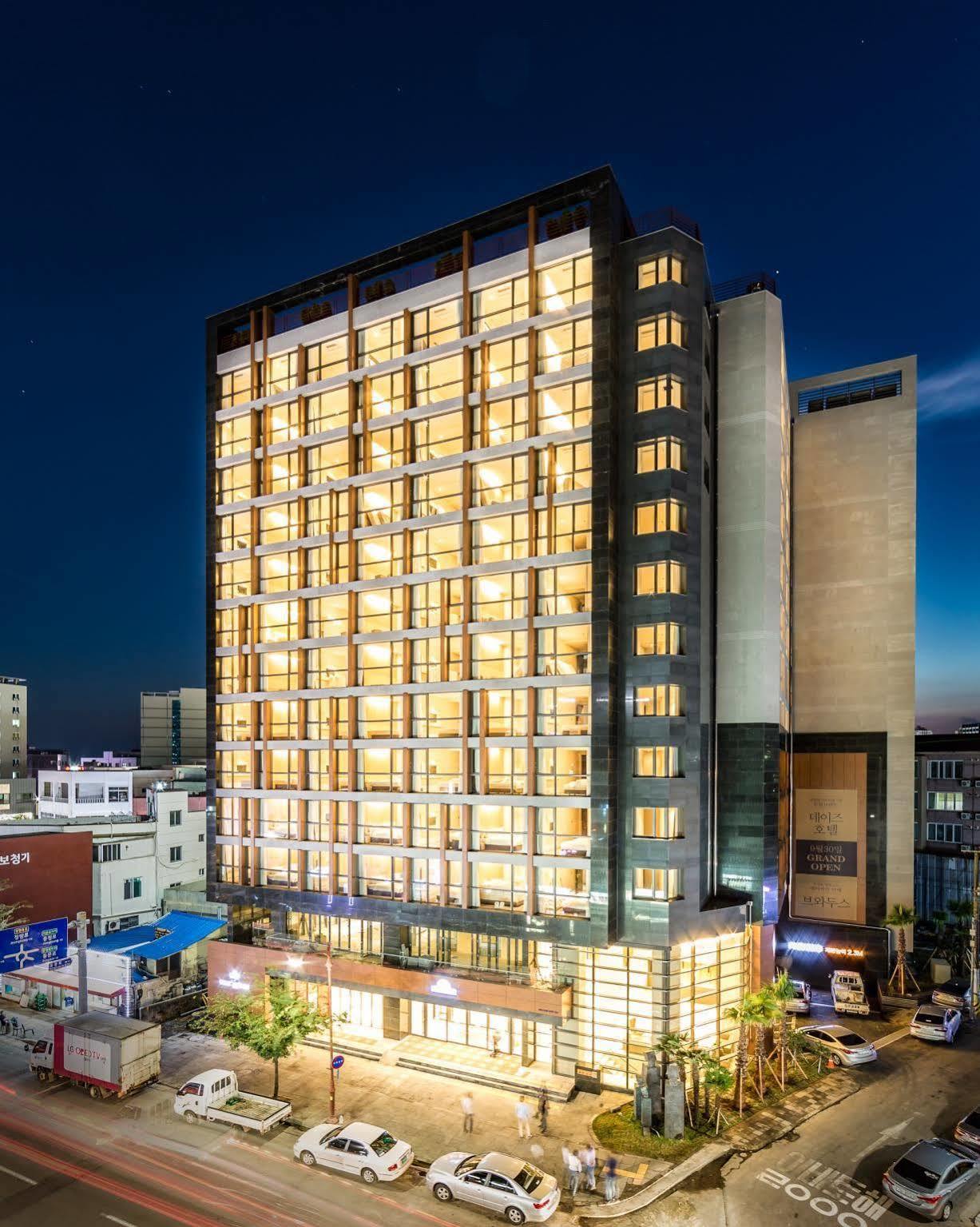 Days Hotel Jeju Seogwipo Ocean Exterior foto